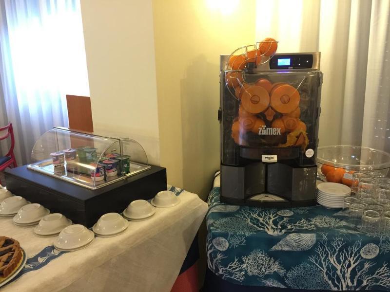 里维埃拉酒店 阿尔盖罗 外观 照片